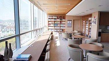 International patient lounge at Seoul St. Mary’s Hospital, Seoul, Korea